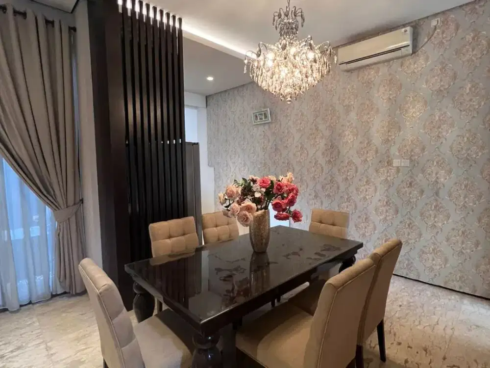 Jual cepat murah  Rumah bagus di Kelapa Gading