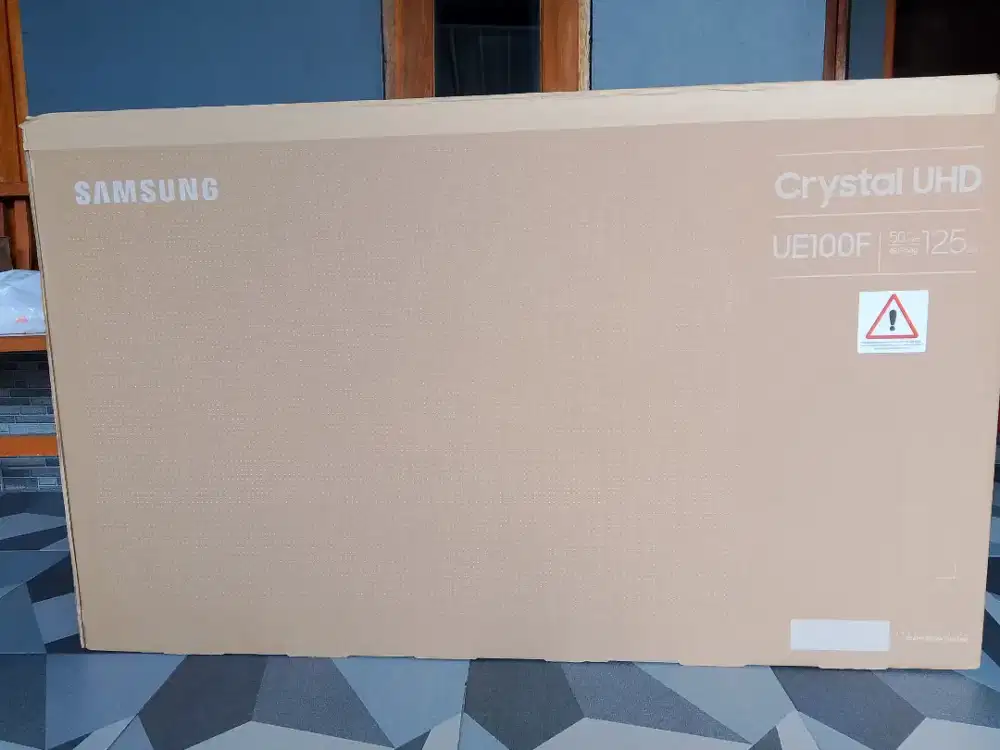 Samsung smart tv 50 inch 50UE100F layar 4K UHD