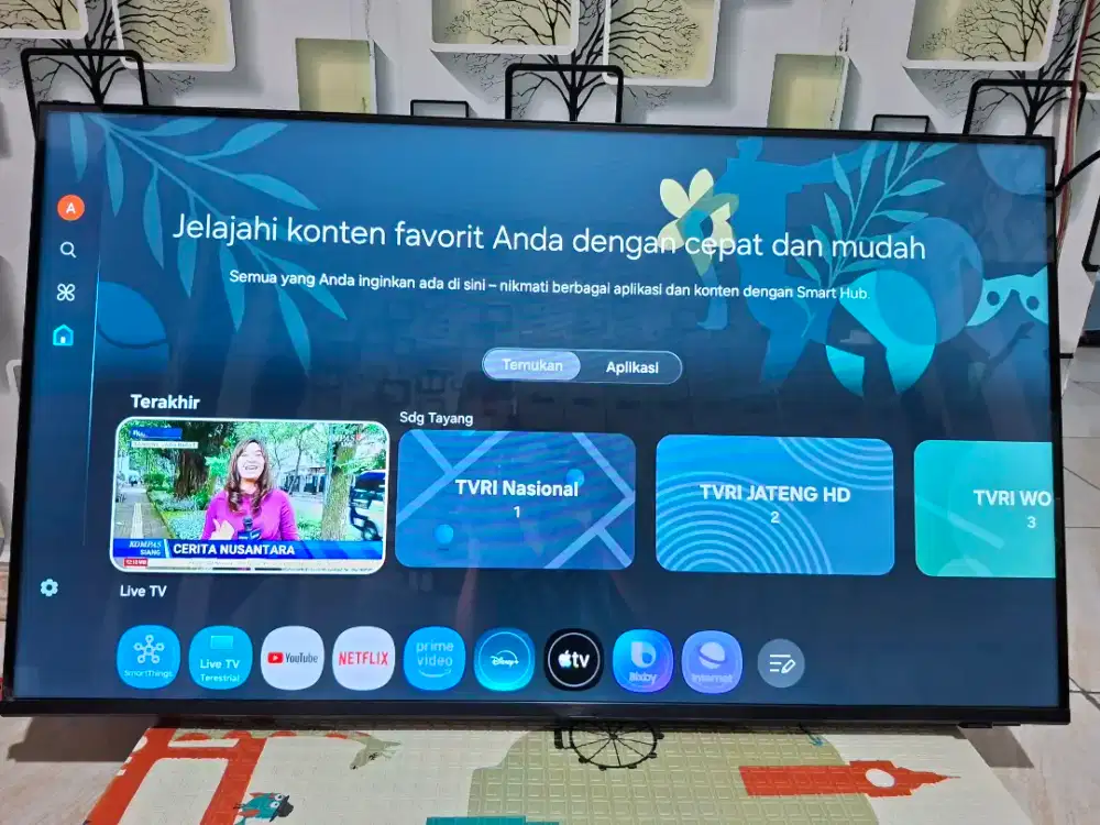 Samsung smart tv 43 inch layar 4K UHD