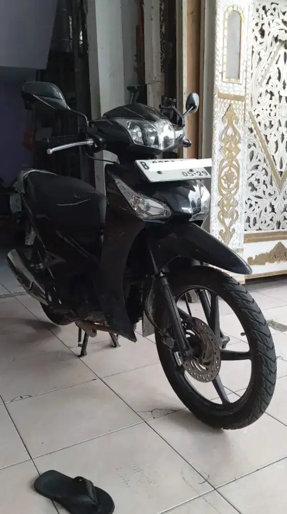 Jual Supra X Helm-in 2014, tangan-1 dari baru