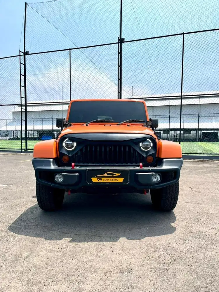 Jeep Wrangler Sahara  3.6 2013