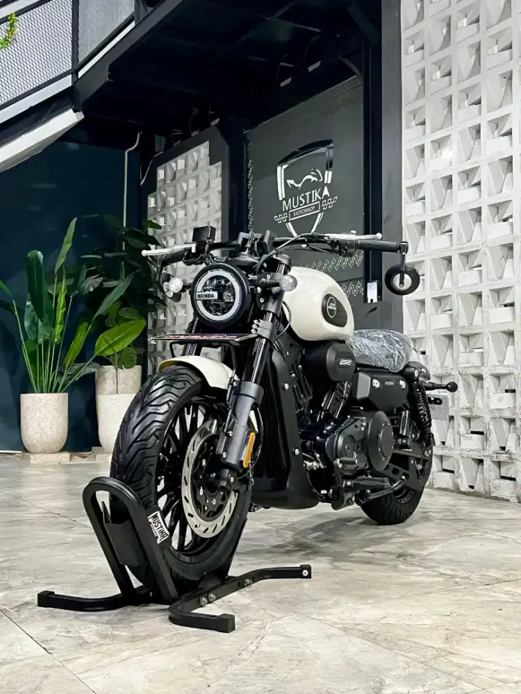 Siap Gass‼️Keeway Benda v252c 2024. KM 2rb. DANNY Mustika Motor Sulfat