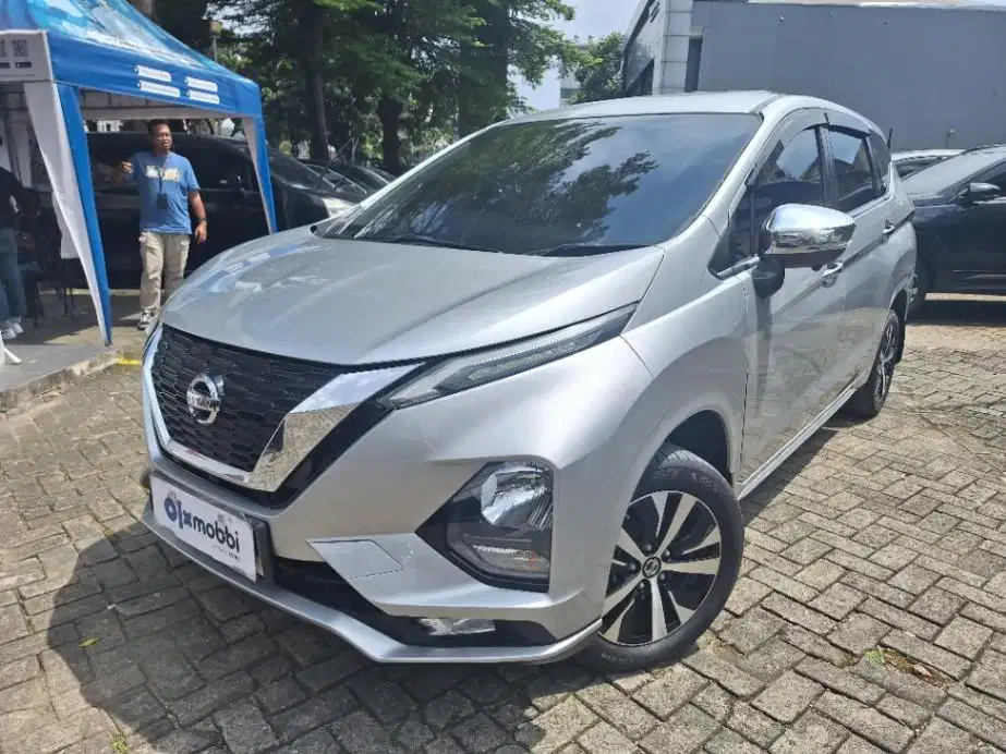 DP MURAH Nissan Livina 1.5 New VL Bensin-AT 2019 Silver C7BJT