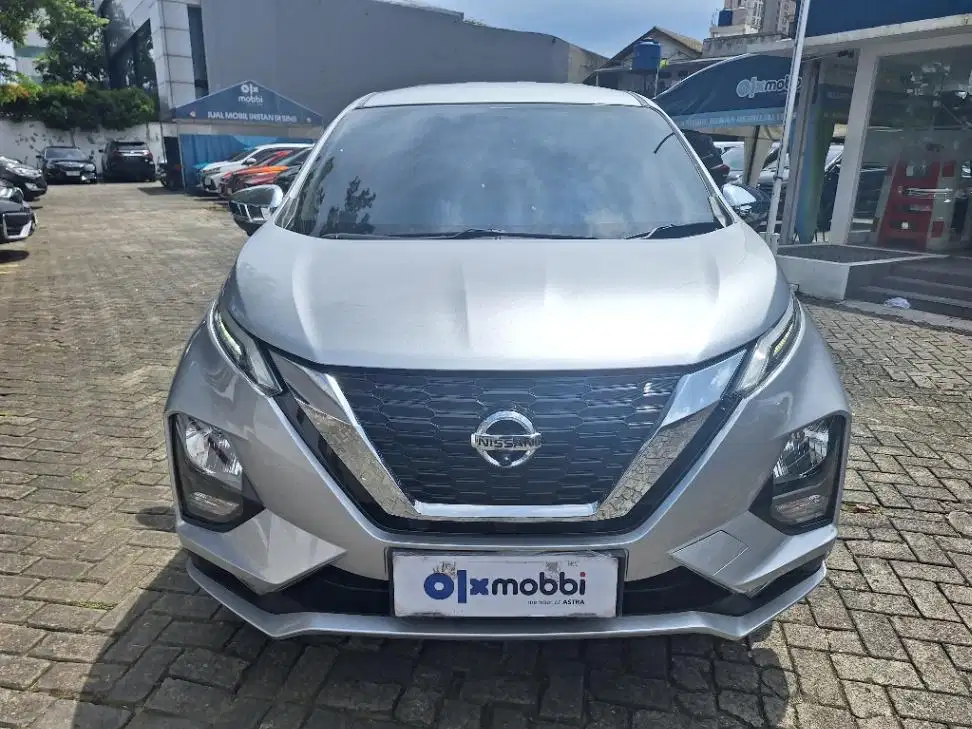 DP MURAH Nissan Livina 1.5 New VL Bensin-AT 2019 Silver C7BJT