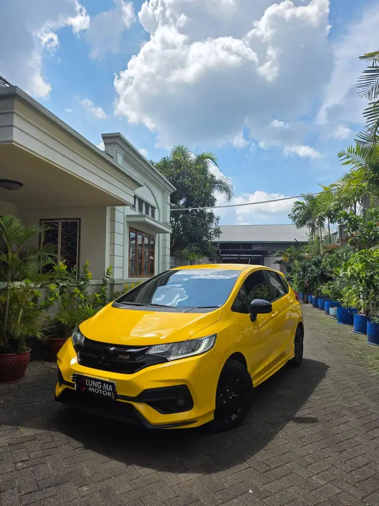 Jazz RS Cvt 2019 km 53 rb mulusss