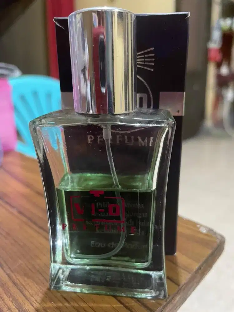 Parfum ungu V1-0