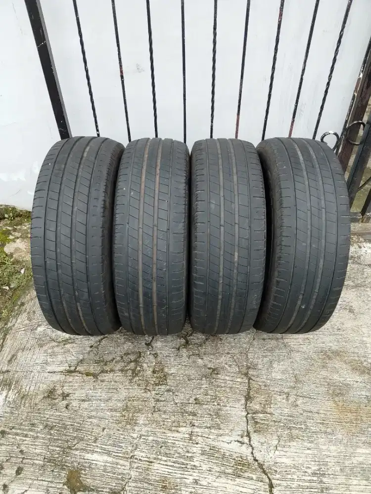 Jual ban 215/65 r16