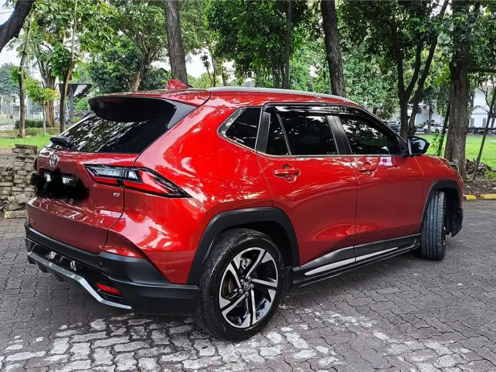 Dijual Toyota Yaris Cross 2024 Merah tipe GR Sport (TSS) Automatic