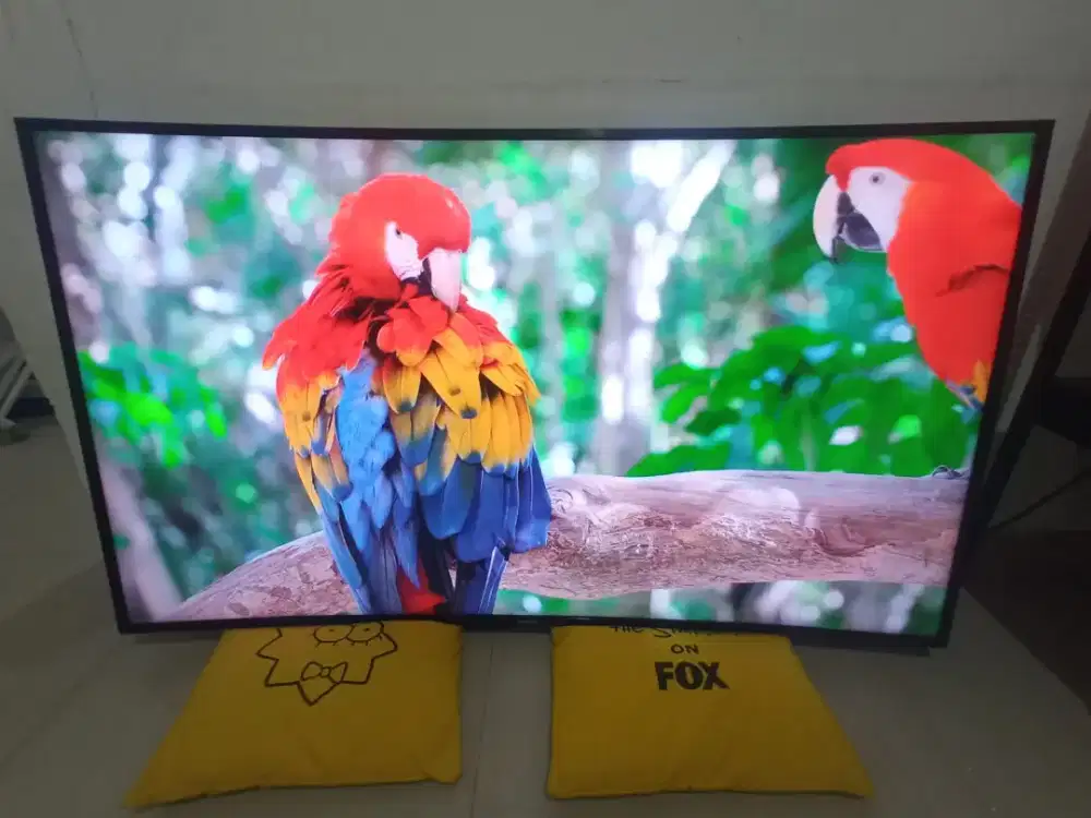 Tv led curved merk samsung 55 inch smart digital No minus Lokasi merr
