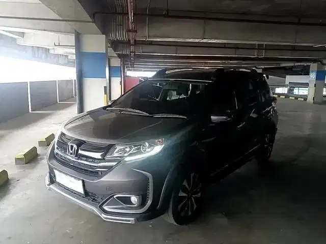 DP MURAH Honda BR-V 1.5 Prestige Bensin-AT 2020 Abu-Abu CKMWB