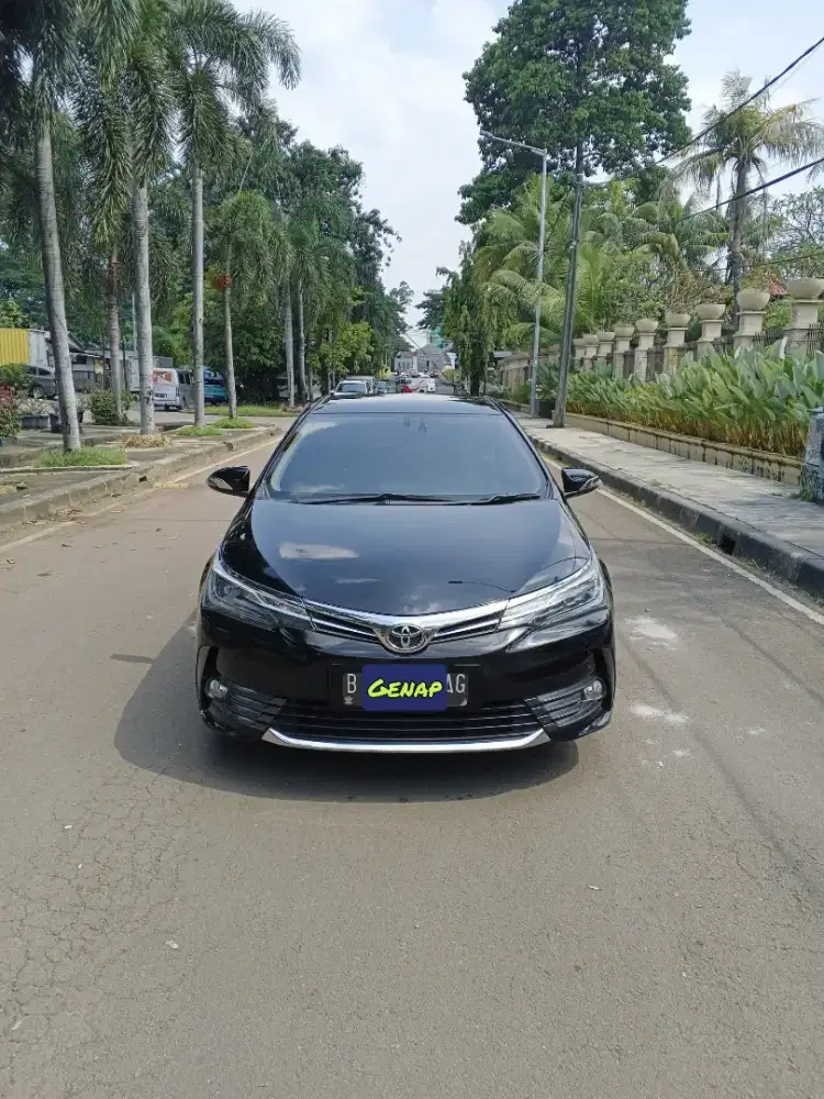 Altis 1.8 V Matic 2017 Hitam New Model Siap Pakai