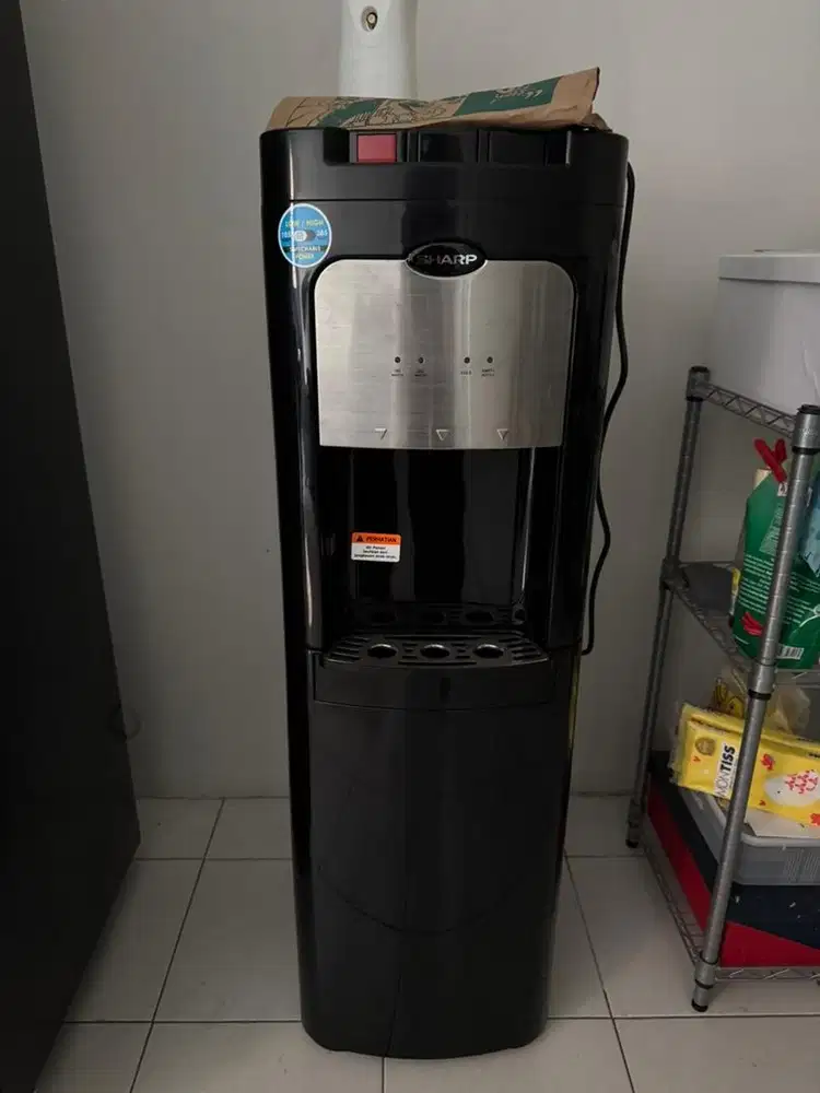 dijual dispenser sharp galon bawah SWD 72 EHLBK