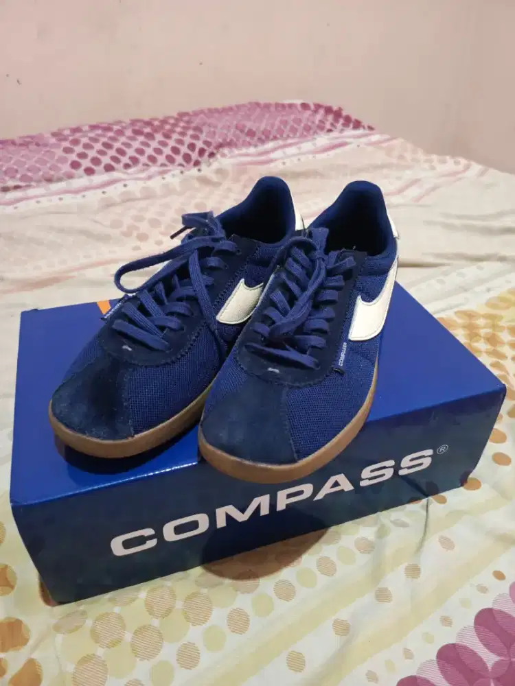 Compass Tribune Navy Ori