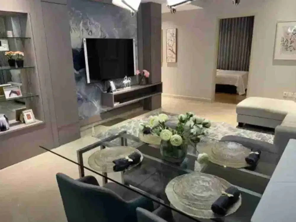 Disewakan Interior Mewah Apartemen Tengah Kota The Peak Residence Connect Tunjungan Plaza 5