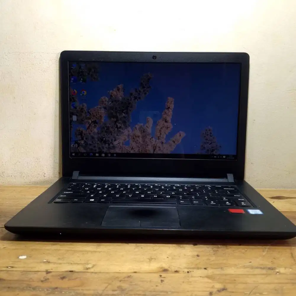 Lenovo core i3-6006U Ram 4 GB HDD 1 TB Dual VGA