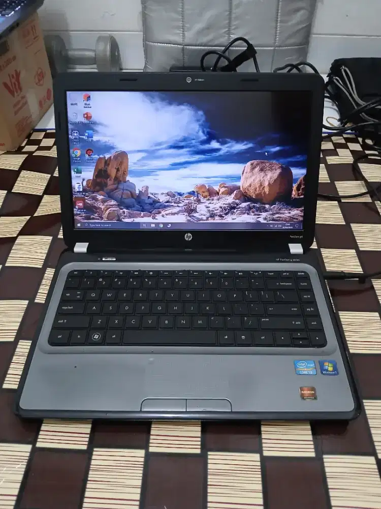 Laptop Hp Pavilion ,Intel.Core i3 ,Double VGA Amd Radeon 7400M