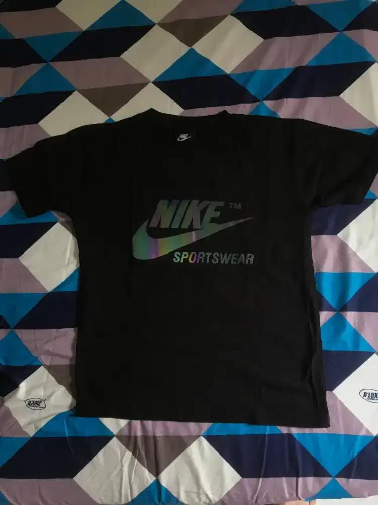 Kaos Nike UK m.