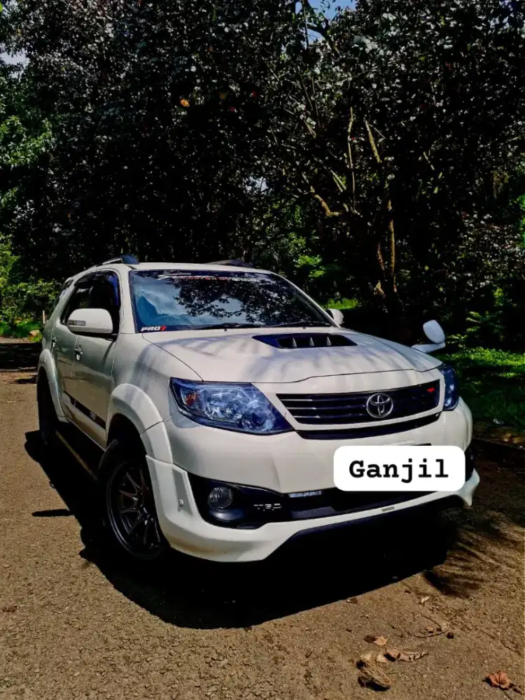 Toyota Fortuner 2.5G VNT TRD Diesel