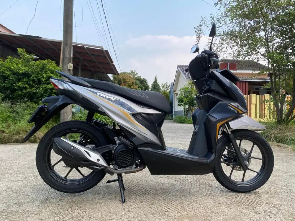 58@: DP:950RB B DKI BEAT DELUXE CBS ISS