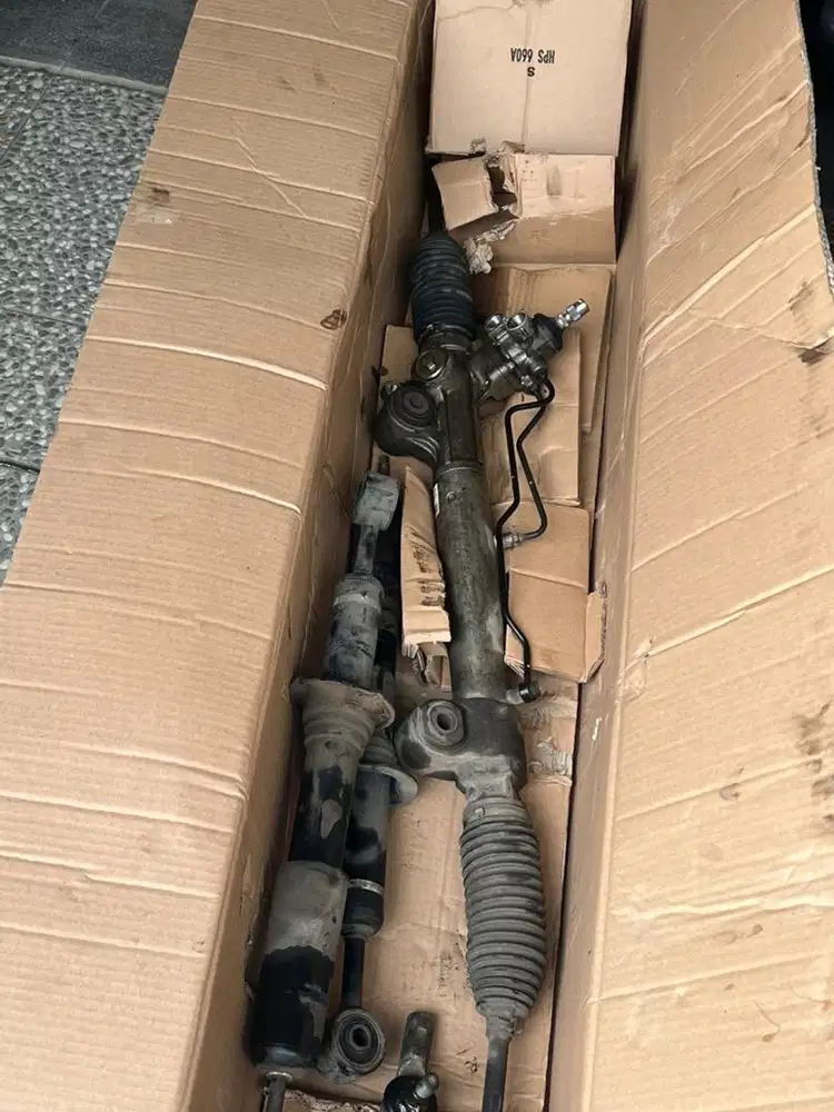 Rack Steer dan Shock Depan Fortuner VRZ Original Toyota