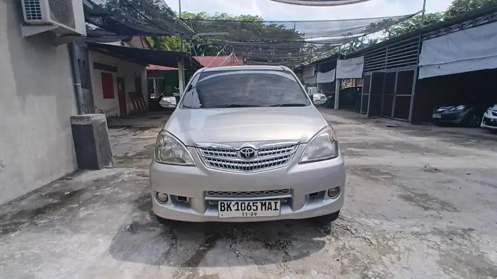 DIJUAL Mobil Toyota Avanza Tipe G Tahun 2010