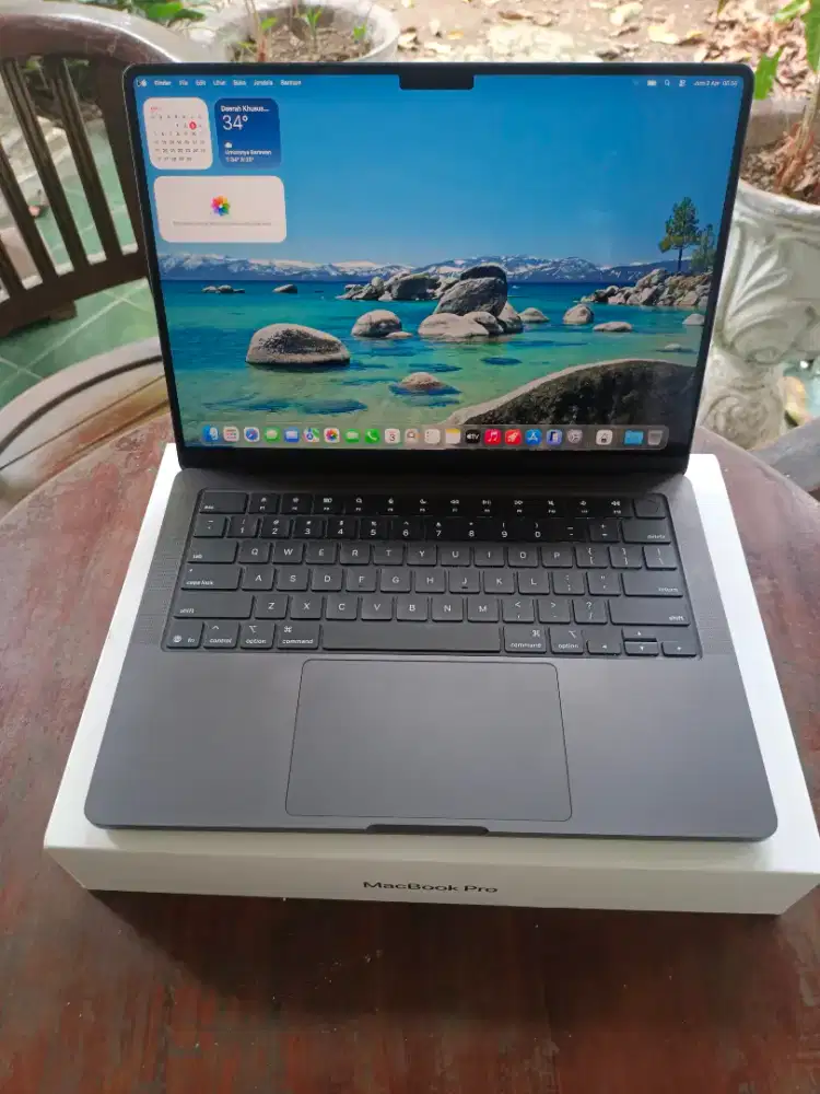 Macbook Pro M5 16/512 CC 6 inter fulset like new no cela harga NETT