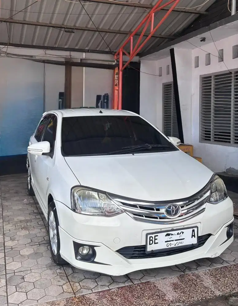 Etios Valco Type G MT Tahun 2014