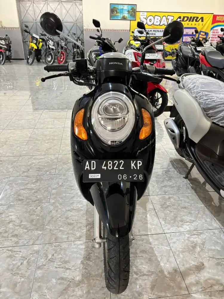 SCOOPY PRESTIGE TAHUN 2021