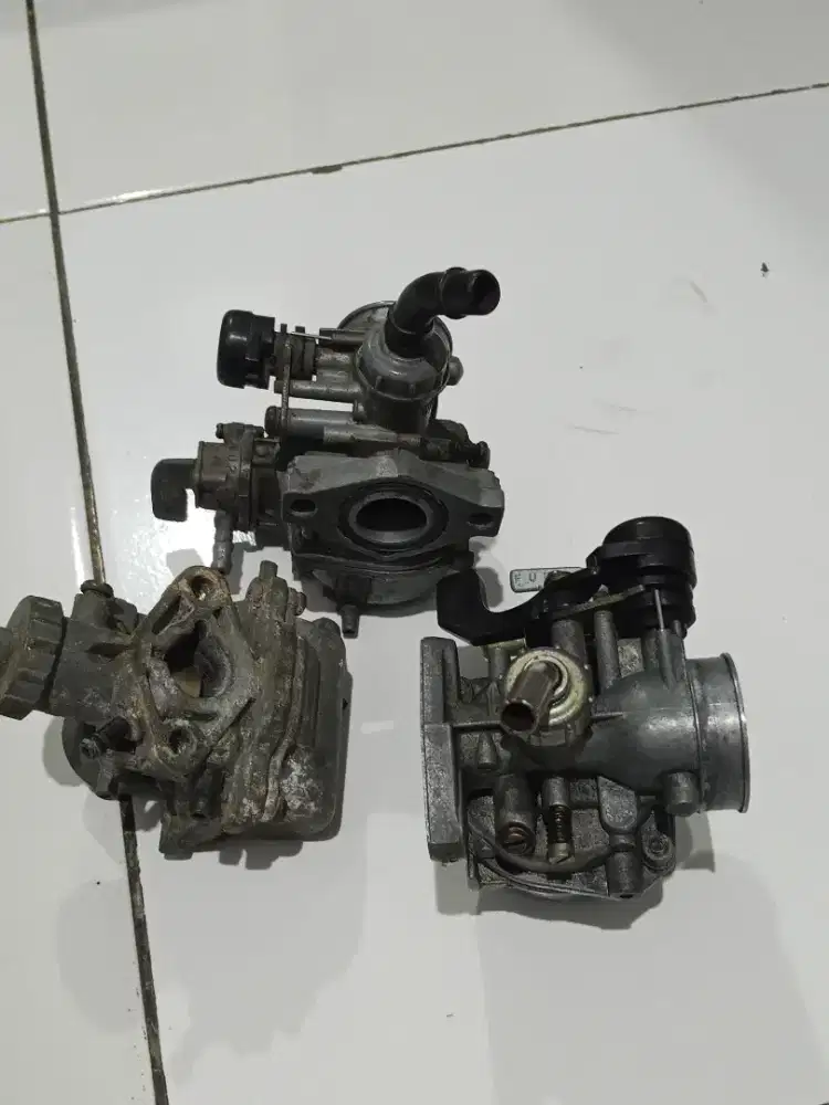 Karburator Motor