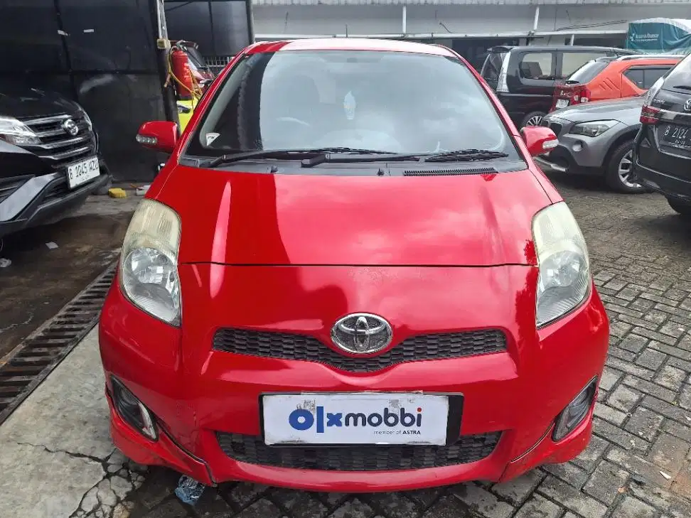DP MURAH Toyota Yaris 1.5 E Bensin-MT 2012 Merah CBZFB