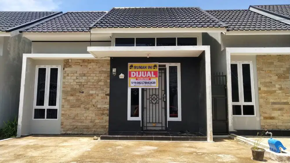 DIJUAL RUMAH SIAP HUNI.
