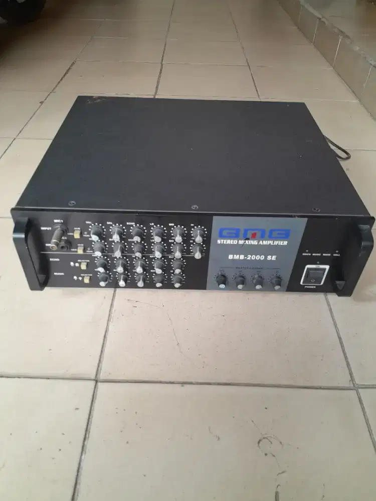 AMPLI BMB 2000SE