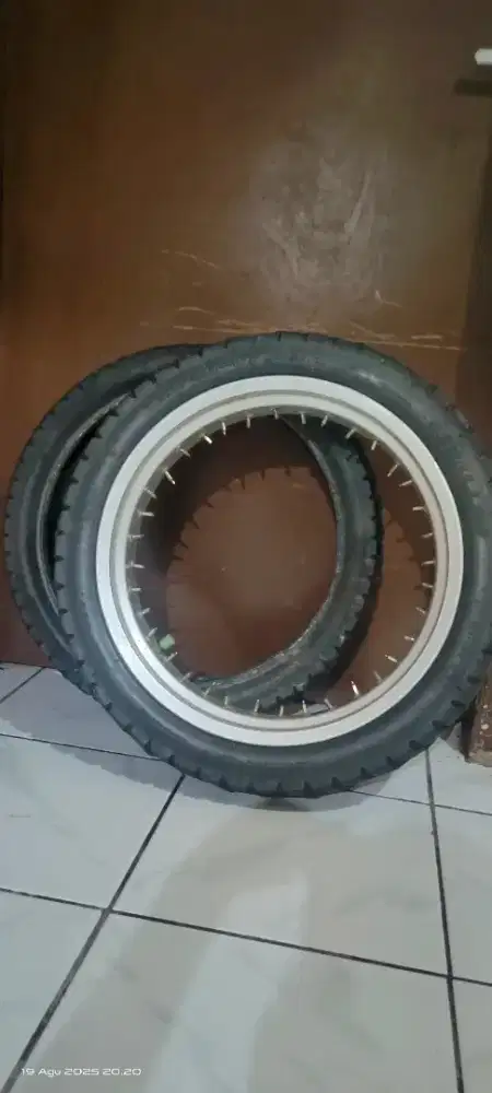 Jual ban motor tubles