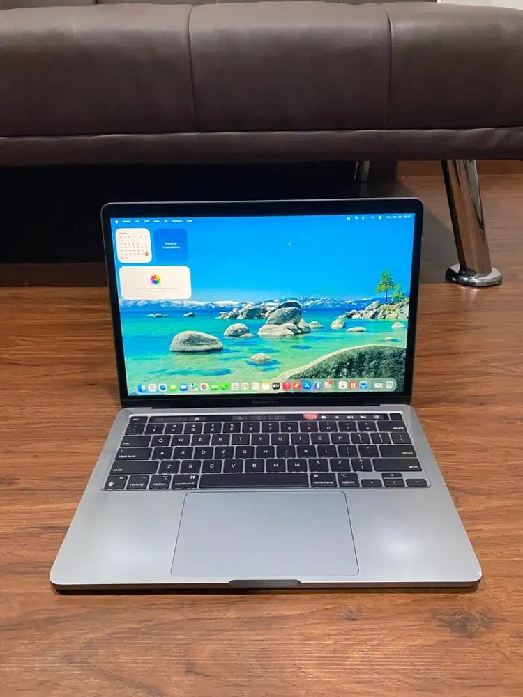 MacBook Pro M2 2022 8/256GB