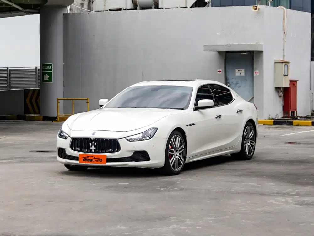MASERATI GHIBLI 3.0 S v6 AT 2014