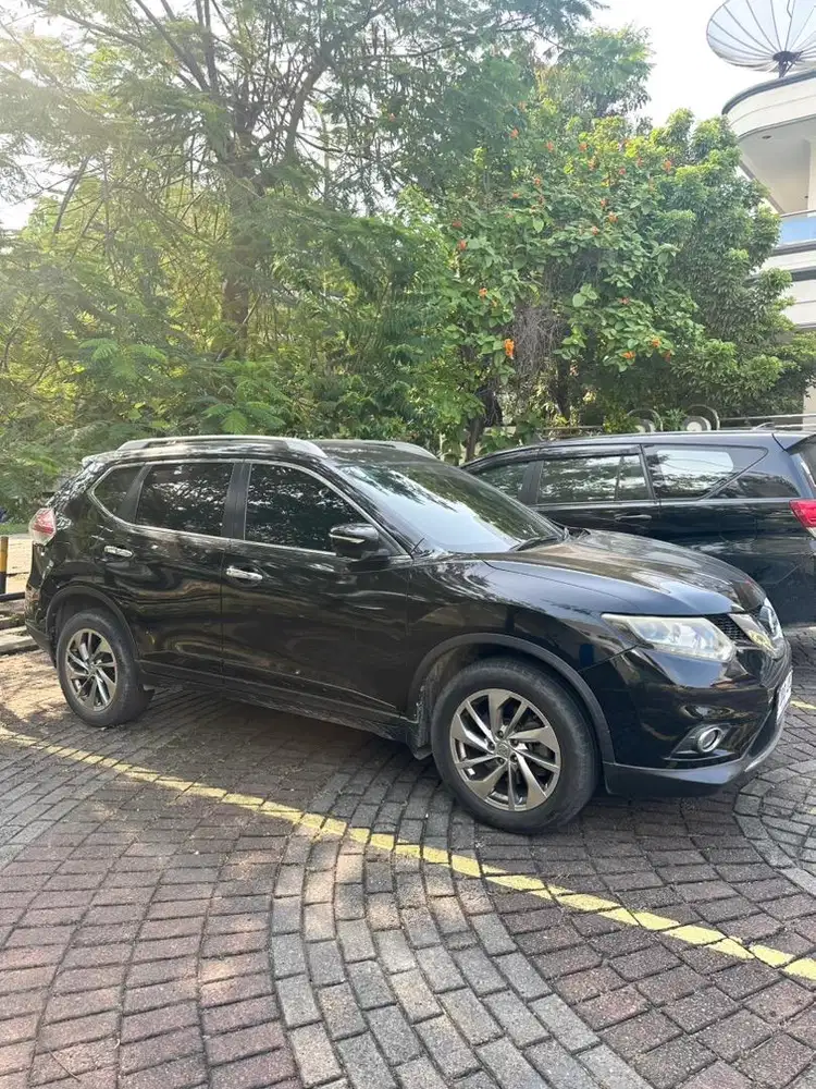 Nissan XTRAIL 2,5 AT ex. Wanita