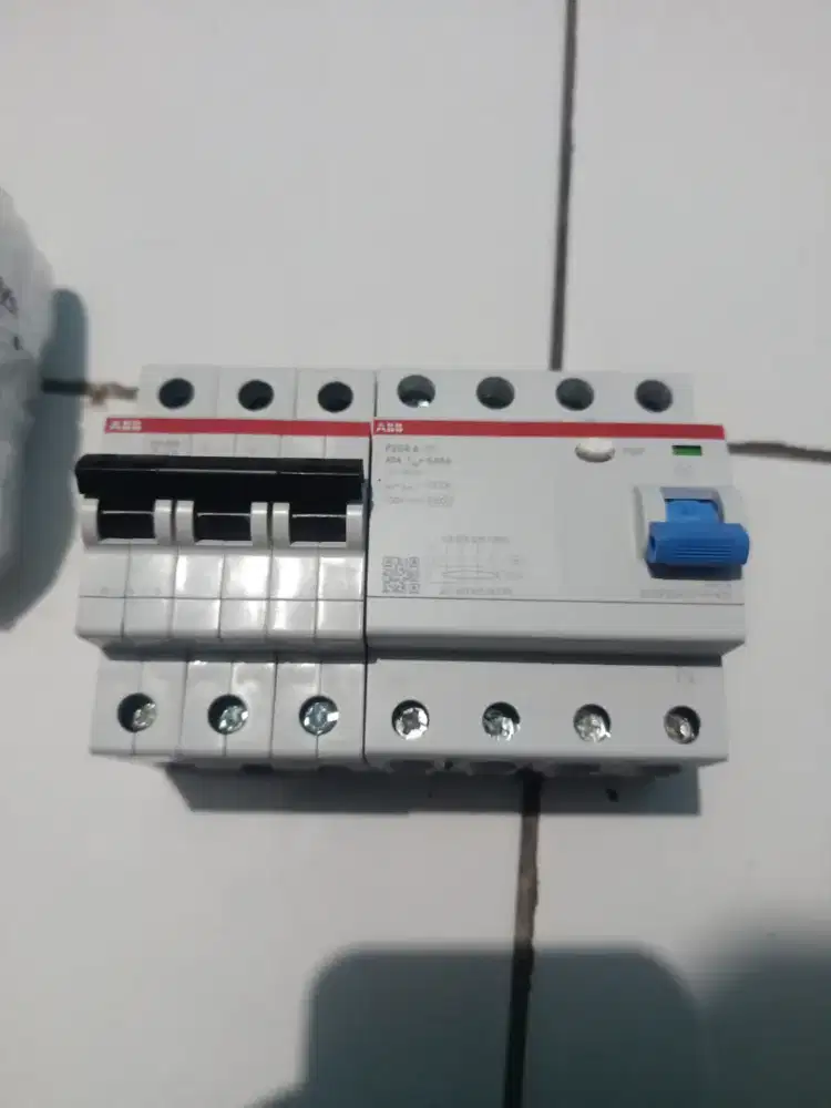 MCB ABB ORIGINAL BELUM PERNAH DI PAKAI