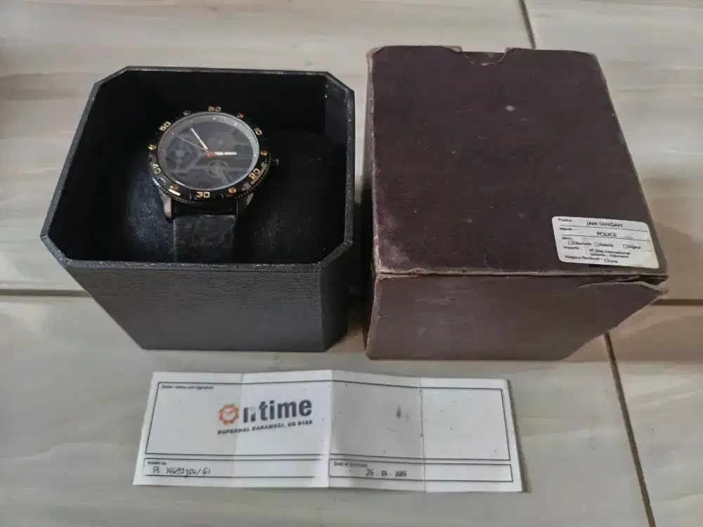 JAM TANGAN MERK POLICE