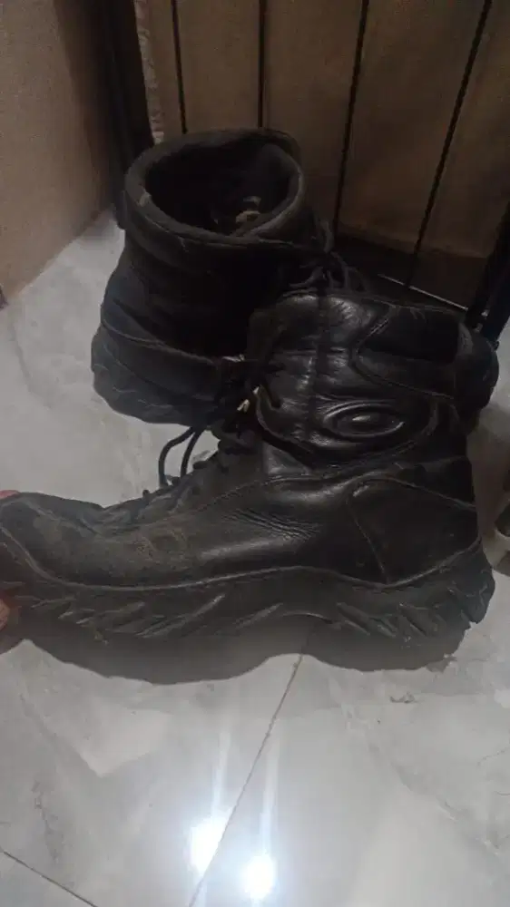 Sepatu Boots Oakley Original Rare