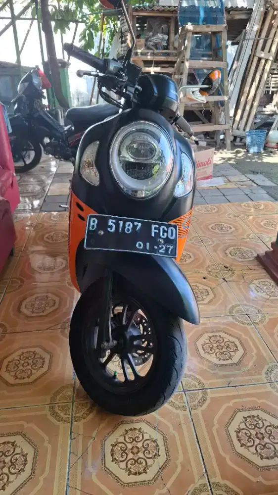 Jual Scoopy Tahun 2021 Orange