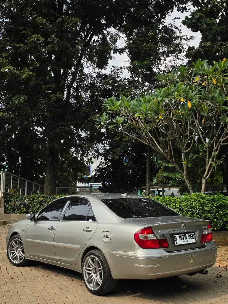 Toyota Camry 2.4 Matic Pajak On
