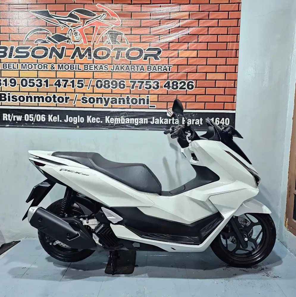 MEWAH! HONDA NEW PCX 160 CBS ISS KEYLESS TAHUN 2025 PUTIH GLOSSY