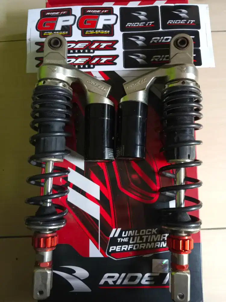 Shock belakang pcx160