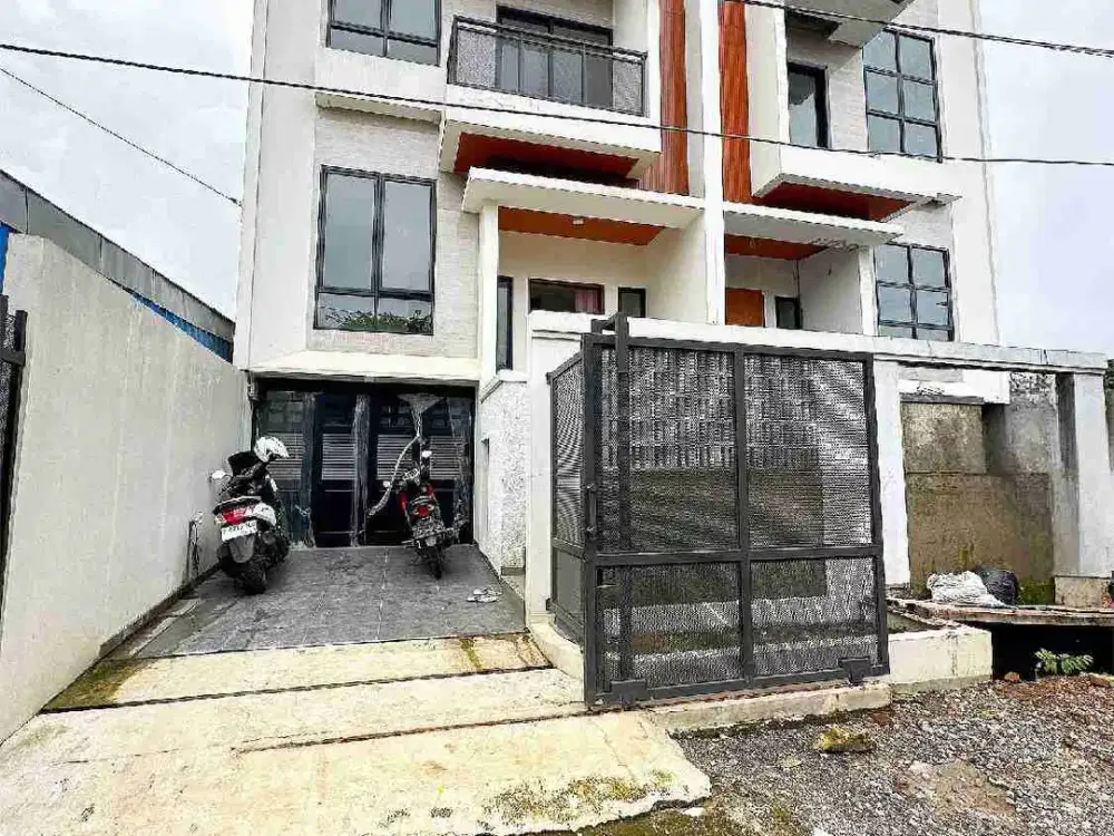 Rumah Baru Siap Huni Di Duren Sawit Jakarta Timur (237) Akses 2 Mobil Bisa KPR,Jual