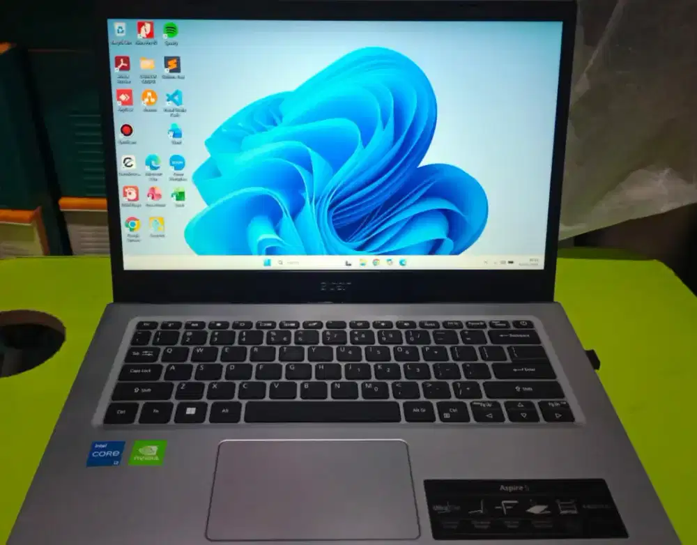 LAPTOP ACER ASPIRE 5