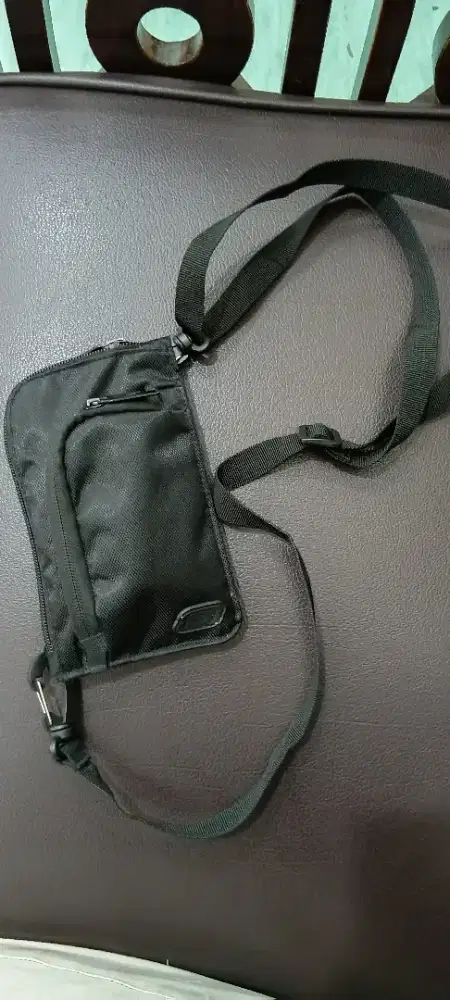 Tas selempang skechers ori