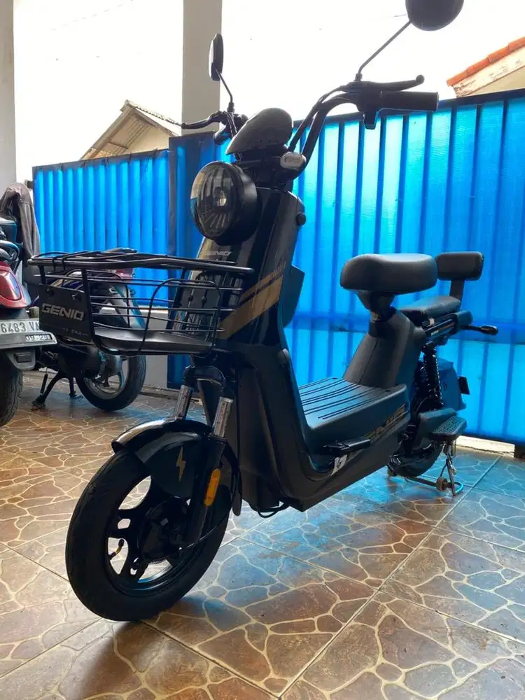 Sepeda Listrik Genio Easton X2