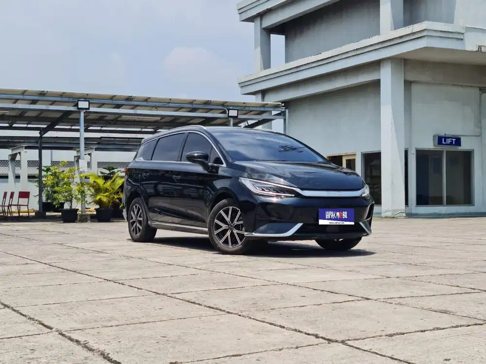 BYD M6 M 6 Superior 7 Seater 0.0 AT 2024 Hitam KM 19RB