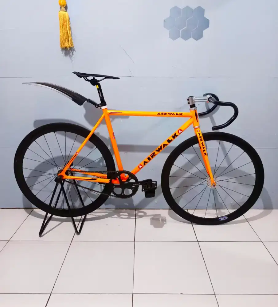 Sepeda Fixie Airwalk Basic