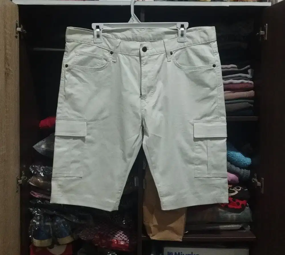 Shortpants Cargo Uniqlo size 36